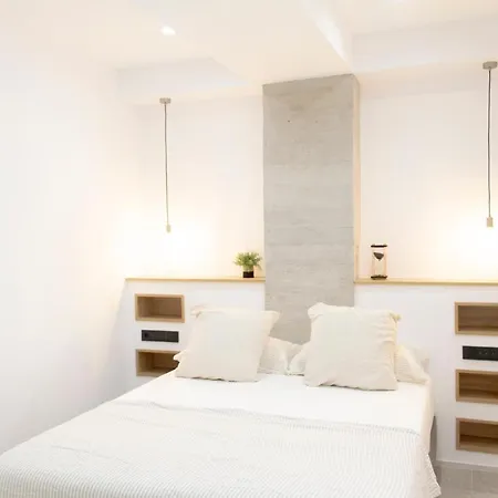 Gr04 Apartment
